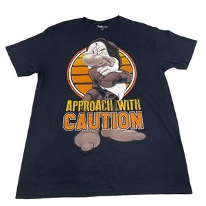 Disney snow white grumpy shirt. "Approach with caution" graphic tee size medium.